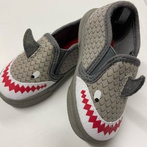 Carters shark slip on shoes, baby/toddler size 5. Barely worn.